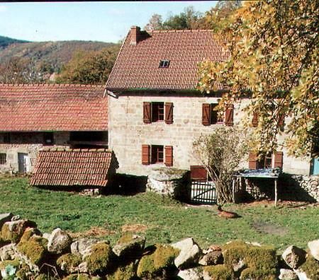 B&B Petite Ferme D'Autrefois Saint-Georges-Nigremont Zewnętrze zdjęcie