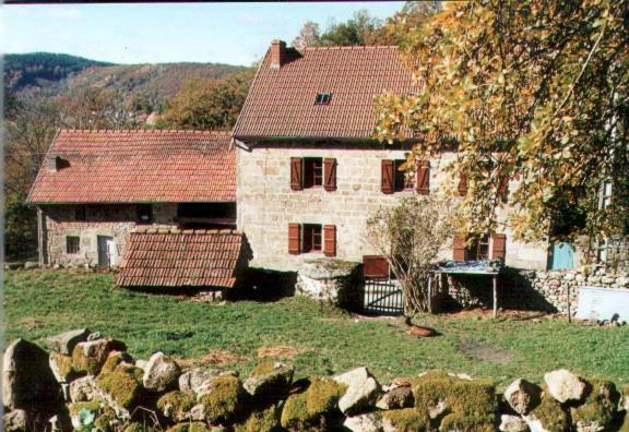 B&B Petite Ferme D'Autrefois Saint-Georges-Nigremont Zewnętrze zdjęcie
